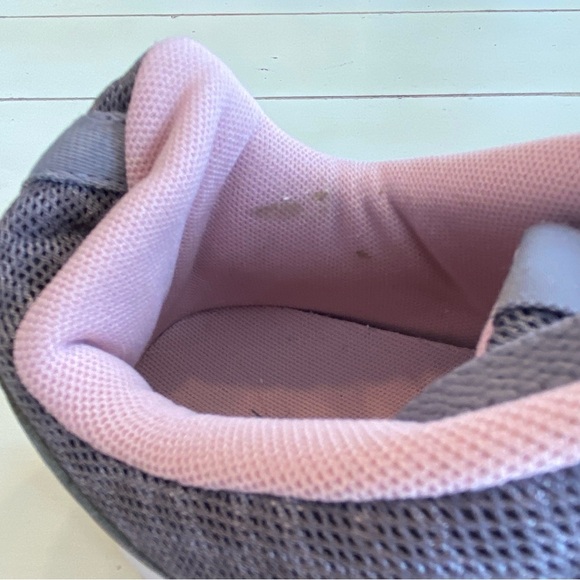 REEBOK Dart Athletic Shoes FV0708 Women’s 11 Grey/Pink Mesh Running Shoes - Picture 3 of 11